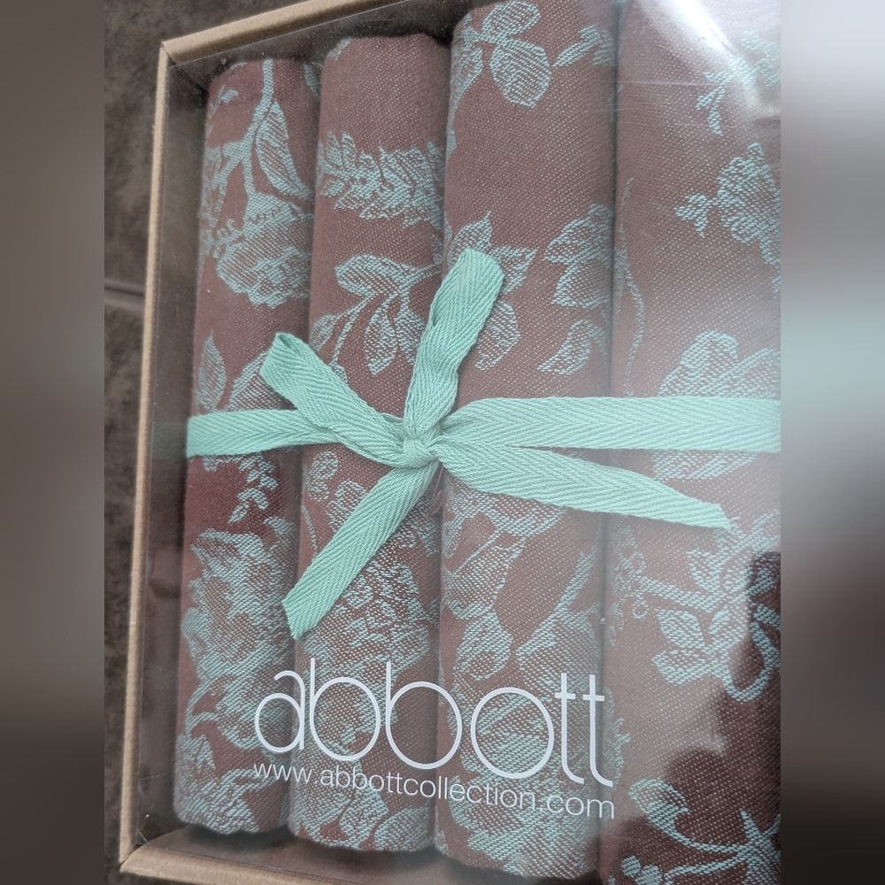 Abbott Floral Napkin Set